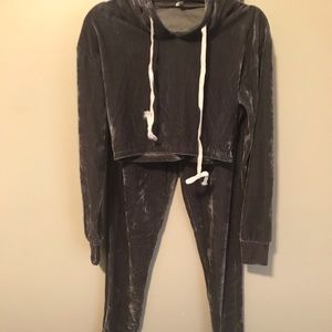 Juniors Grey Velour Crop Top Hoodie 2-Pc Set